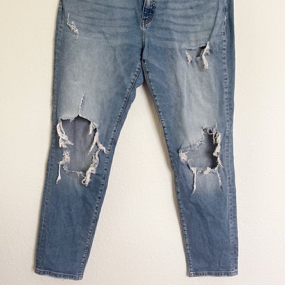 KanCan Estilo Medium Wash Destroyed Knee Holes Distressed Stretch Jeans size 32 - Picture 3 of 10